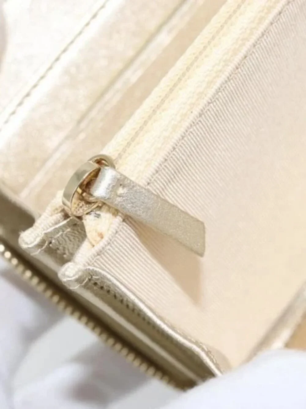 CHANEL Matelasse Long Wallet Lamb Skin Gold Tone CC Auth LNZ571V